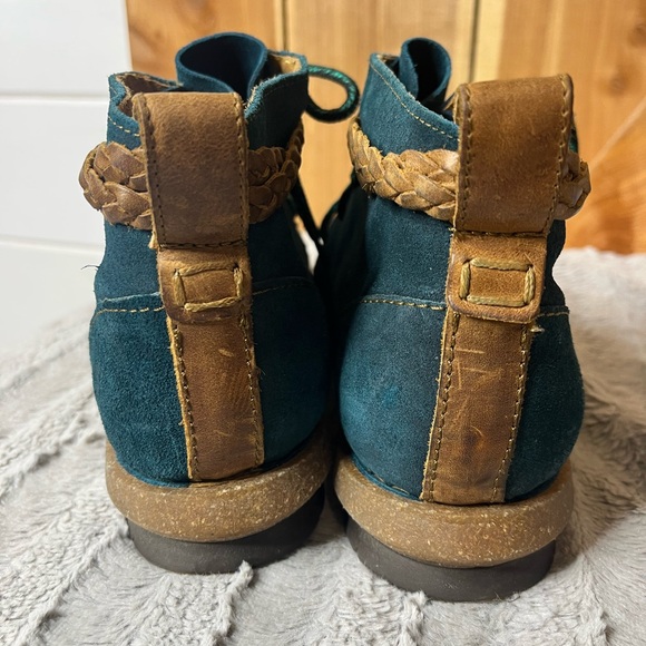 Born Temple II dark teal leather ankle boots women’s 11 - Picture 7 of 7